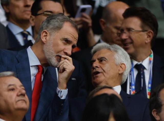 开云体育下载APP-秋后算账？西足协主席因滥用职权被禁足2年